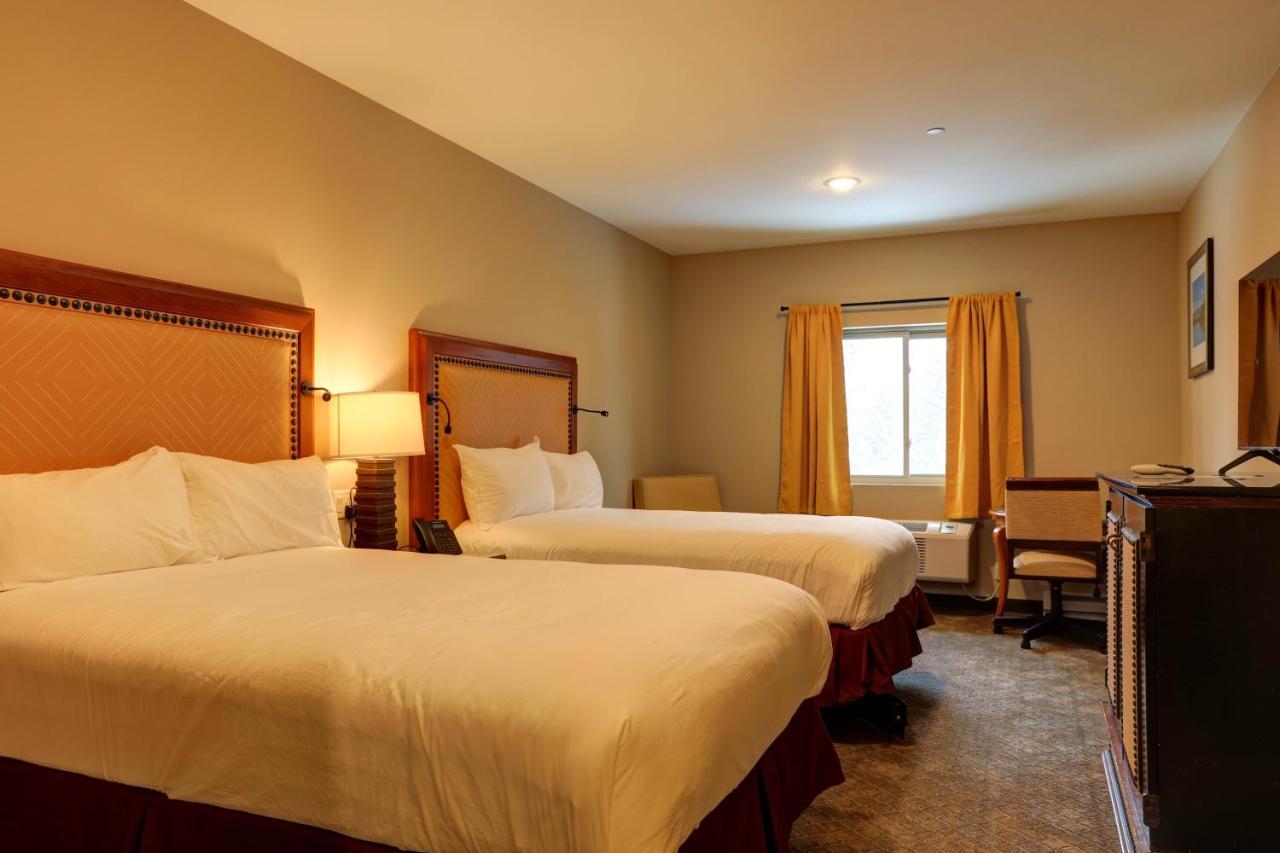 Wagon Wheel Hotel Запад Йеллоустон Экстерьер фото