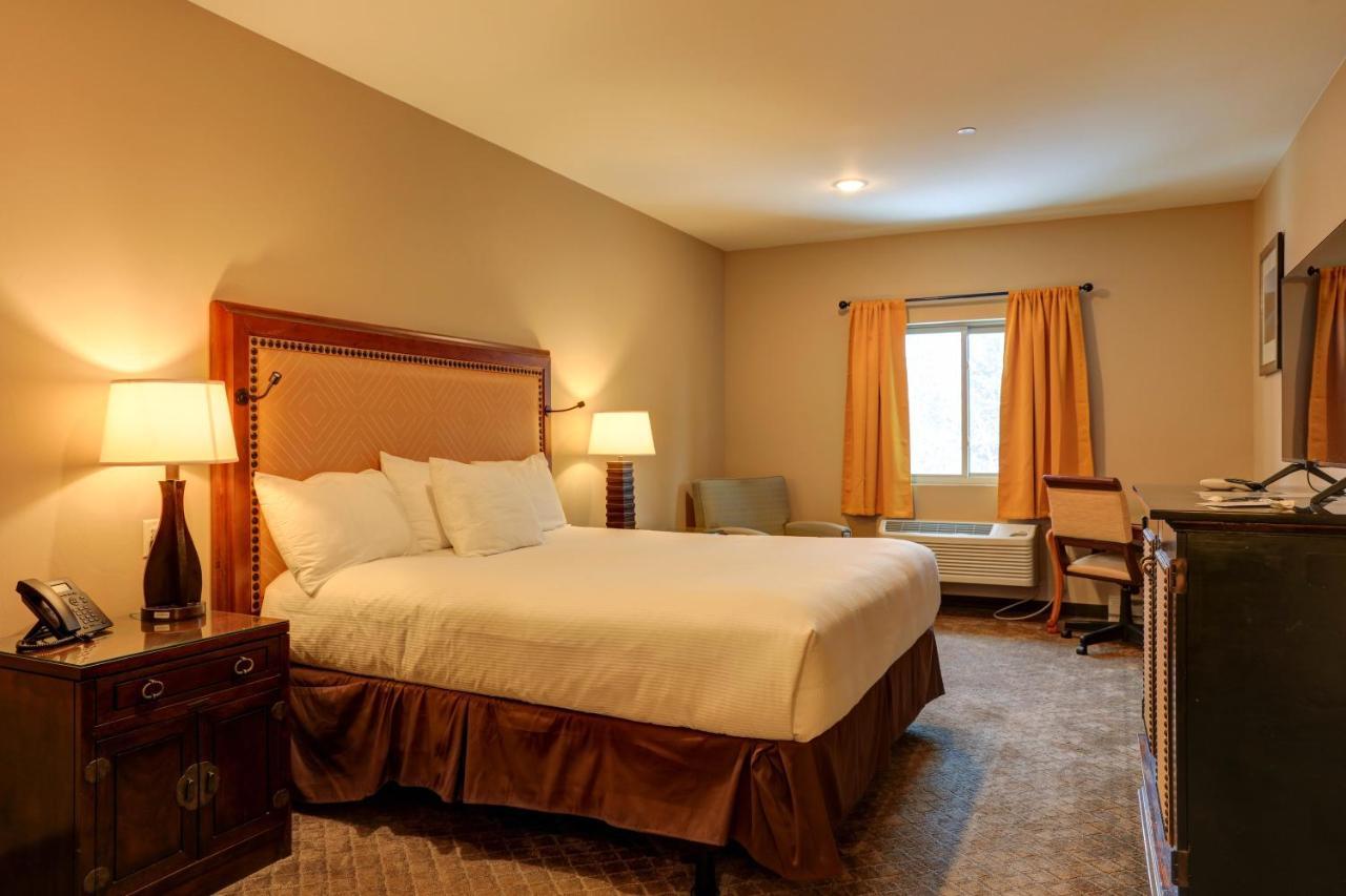 Wagon Wheel Hotel Запад Йеллоустон Экстерьер фото